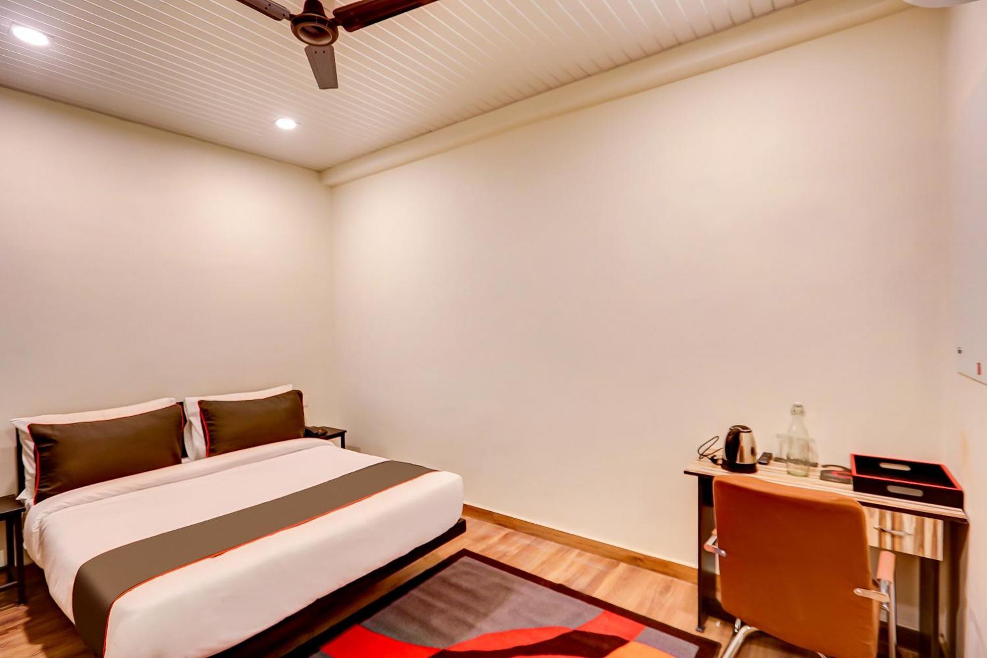 Collection O Sr Inn Awas Vikas 坎普尔 外观 照片