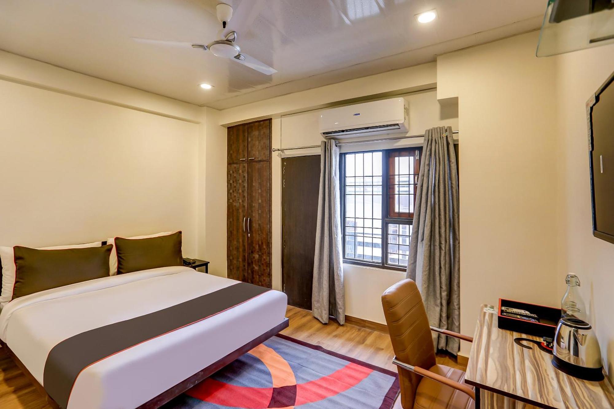 Collection O Sr Inn Awas Vikas 坎普尔 外观 照片
