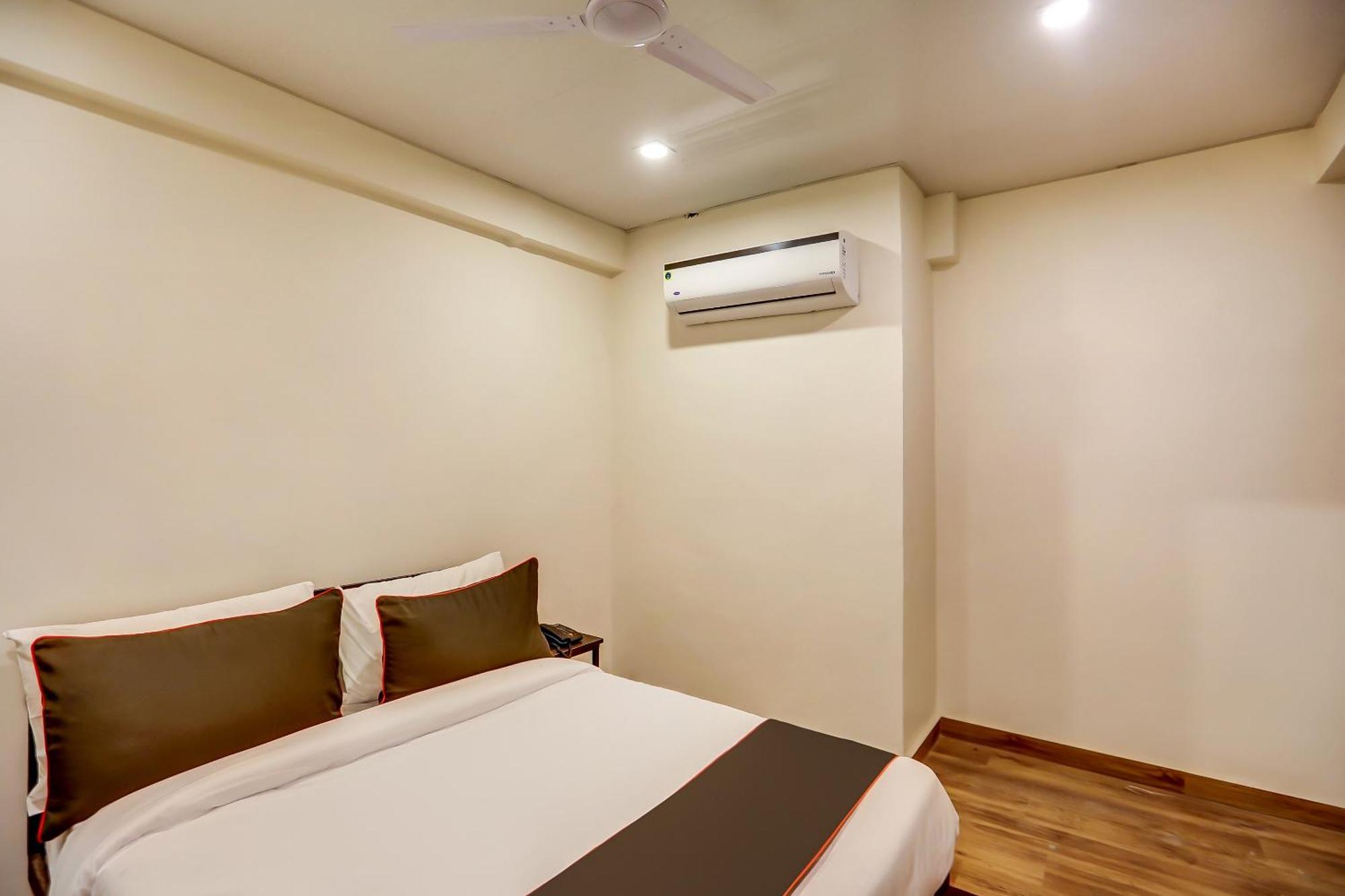 Collection O Sr Inn Awas Vikas 坎普尔 外观 照片